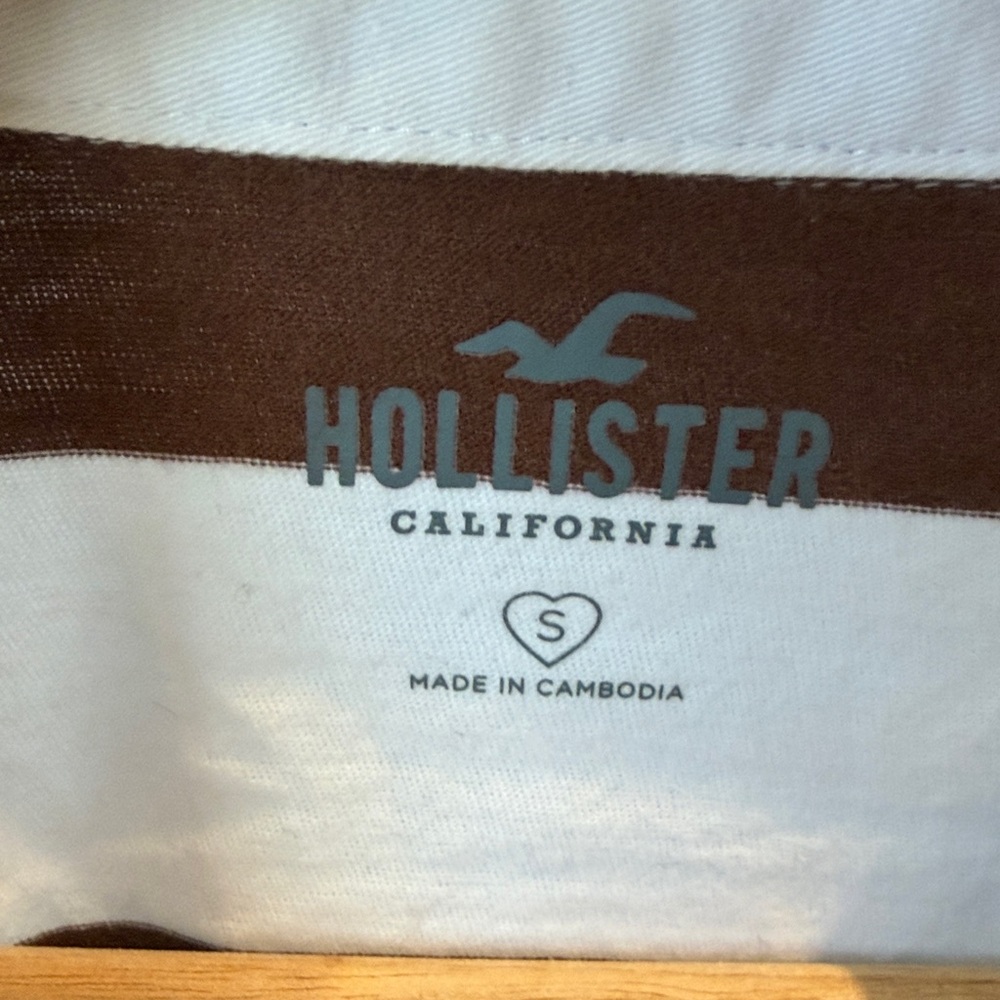 Hollister Brown and White Striped Top - Picture 2 of 4